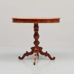 1050 4210 PEDESTAL TABLE